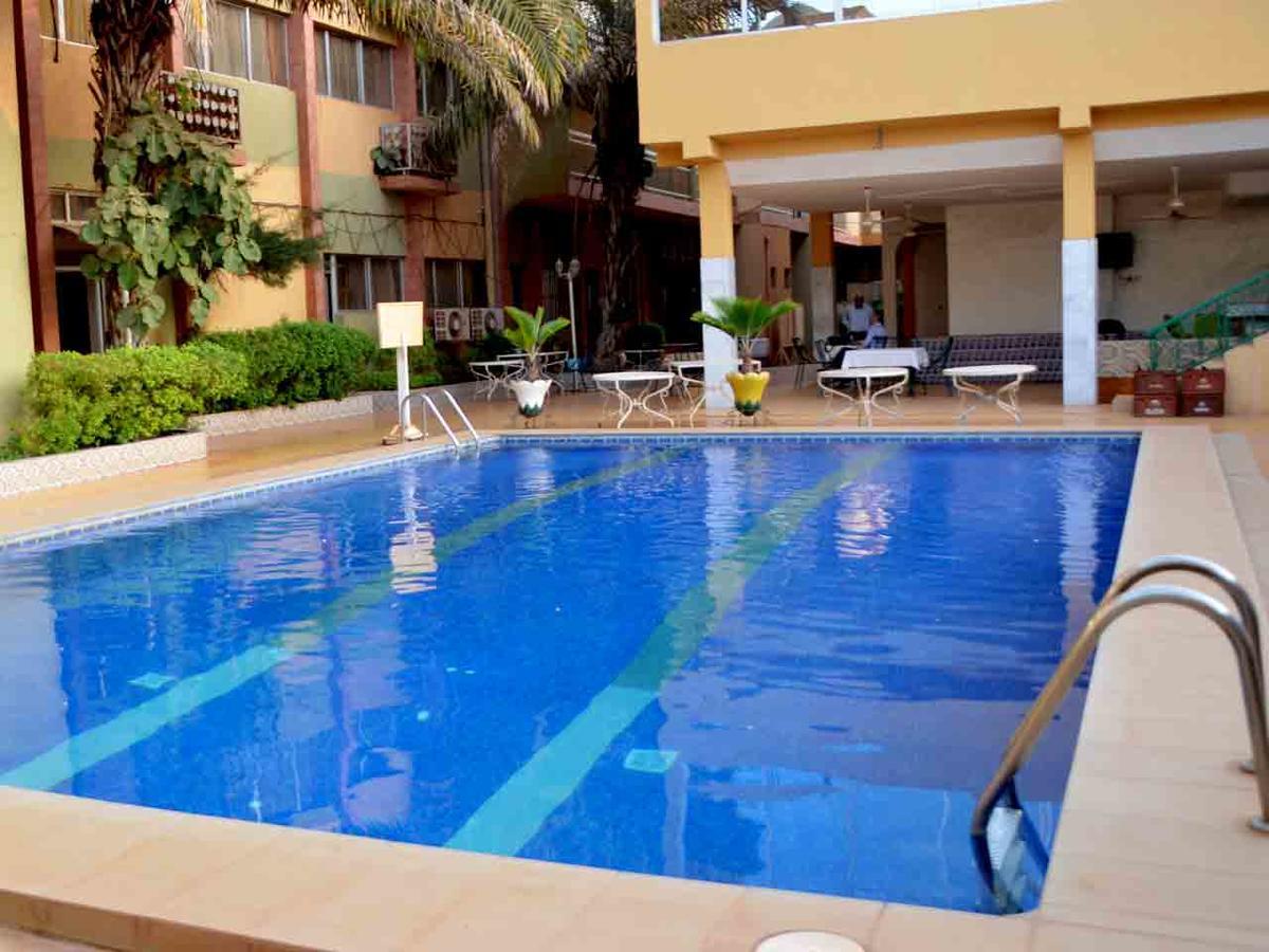 Hotel Palm Beach Ouagadougou Esterno foto
